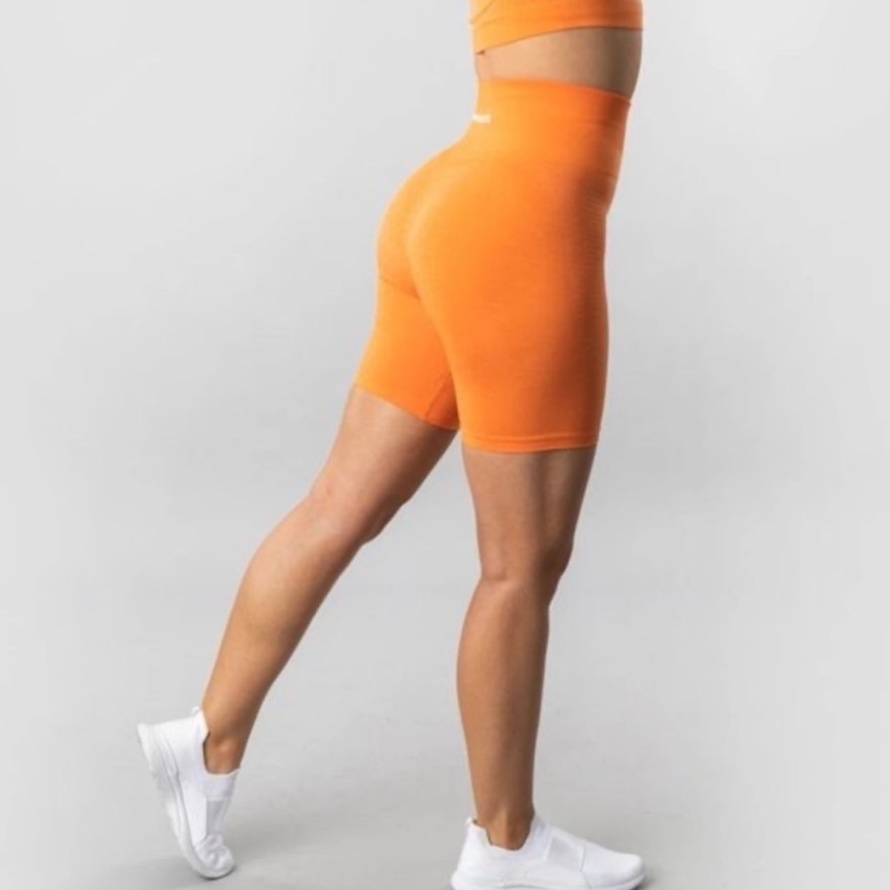 Alphalete Seamless Biker Shorts “Dreamsicle”